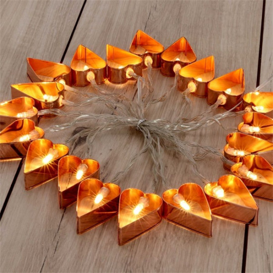 Szív alakú fém/4m/meleg fehér/20db LED-es/USB-s fénydekoráció (240-09)