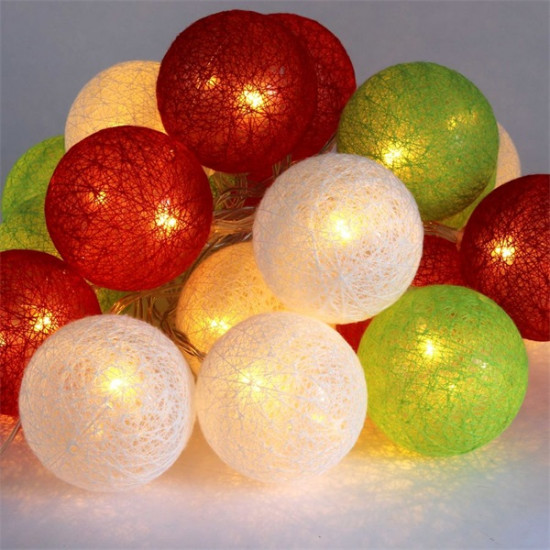 IRIS Gömb alakú 6cm/színes fonott/3m/piros-fehér-zöld/20db LED-es/USB-s fénydekoráció  (104-32)