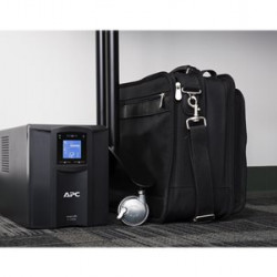 APC SMC1000IC APC Smart-UPS C 1000VA LCD 230V with SmartConnect