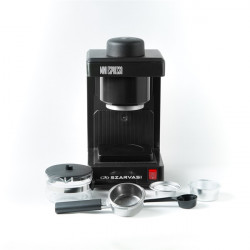 Szarvasi SZV-612/3 Mini presszókávéfőző, fekete,  800W,  2 / 6 személyes kivitel, üveg kiöntő edény, zárócsavar